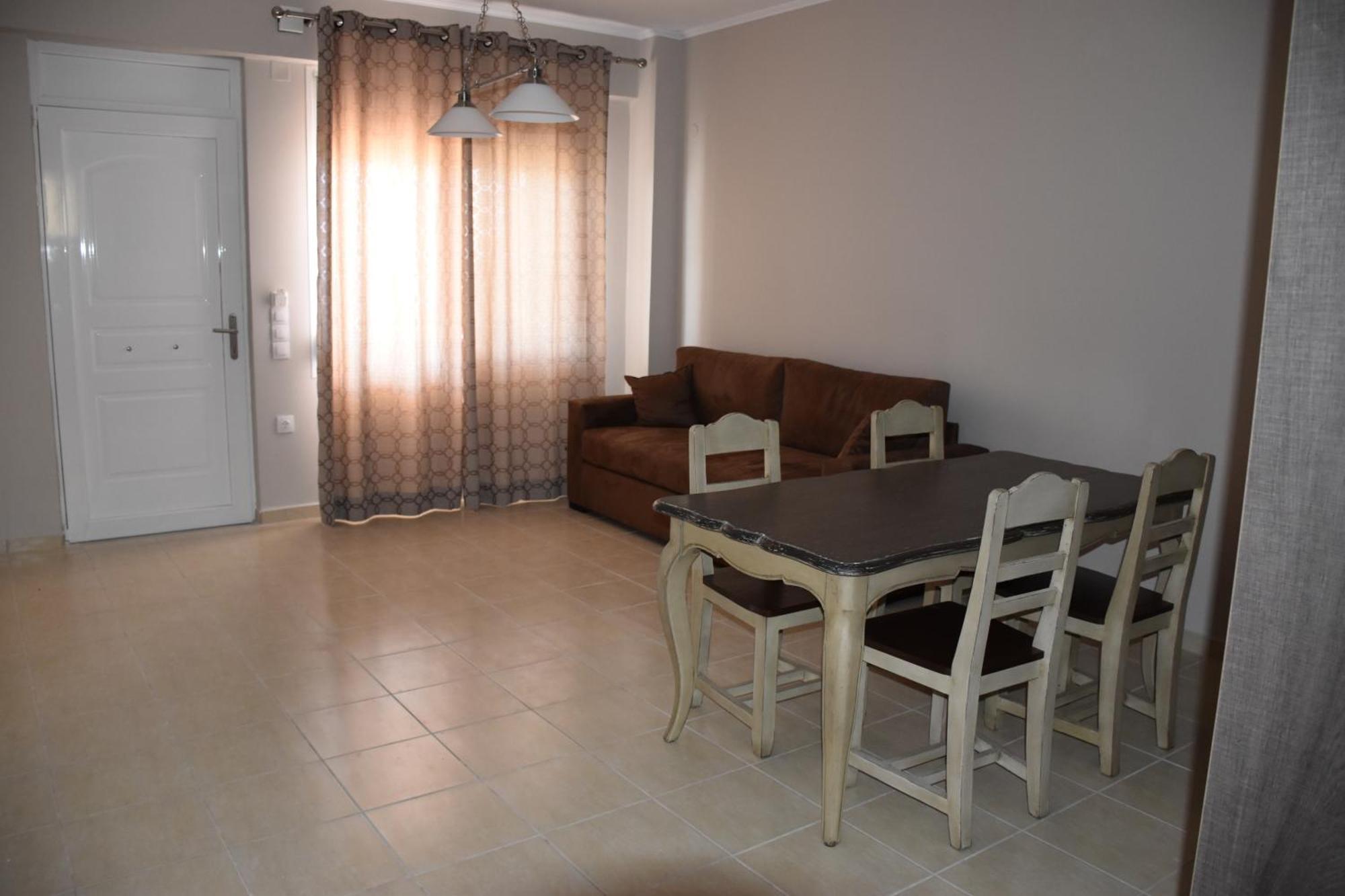 Aperanto House Paralia Loutsas Δωμάτιο φωτογραφία