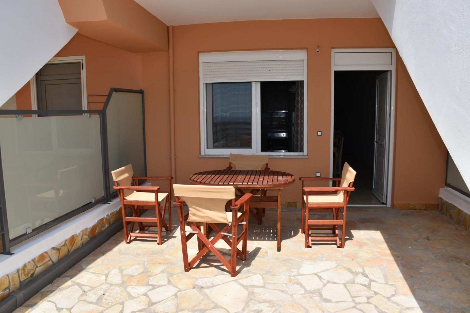 Aperanto House Paralia Loutsas Δωμάτιο φωτογραφία