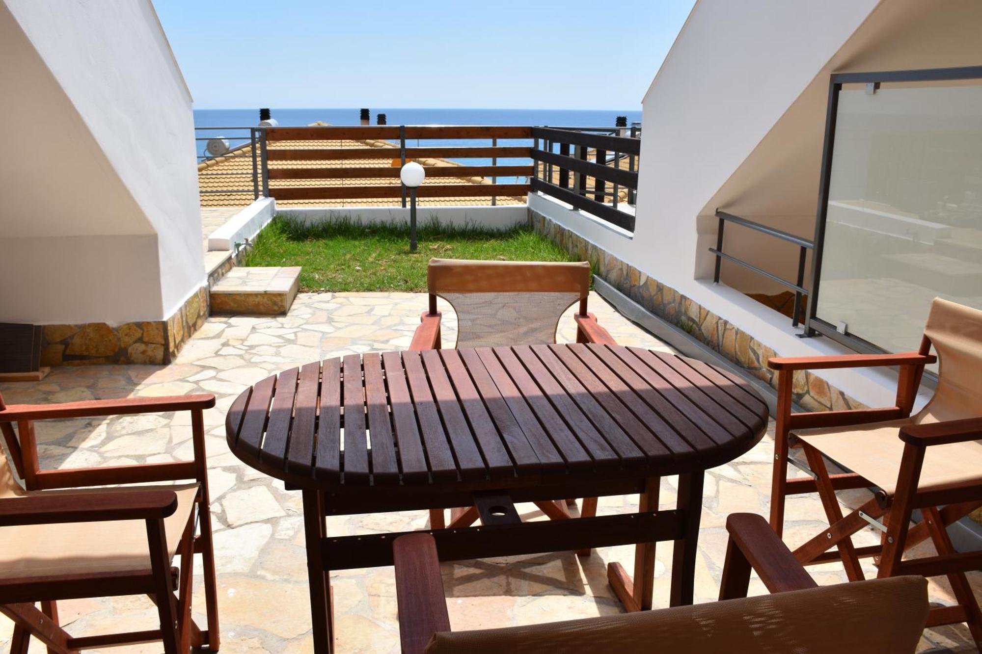 Aperanto House Paralia Loutsas Δωμάτιο φωτογραφία