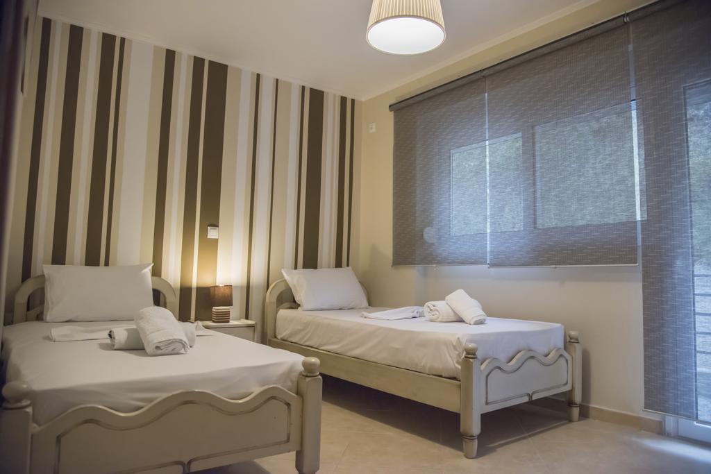 Aperanto House Paralia Loutsas Εξωτερικό φωτογραφία