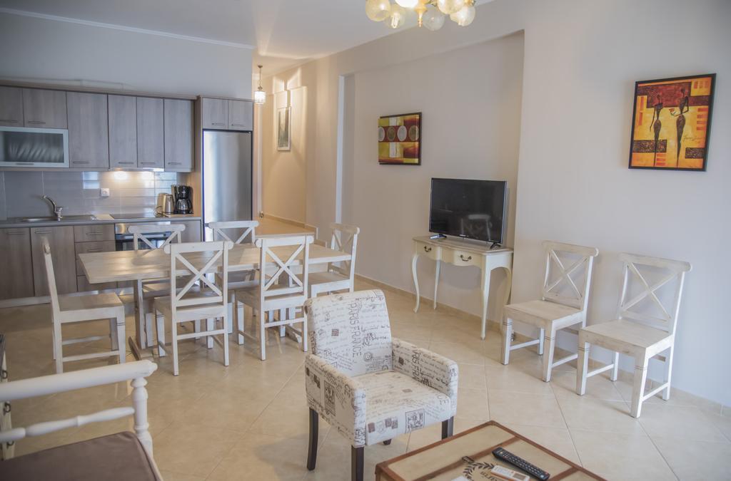 Aperanto House Paralia Loutsas Εξωτερικό φωτογραφία