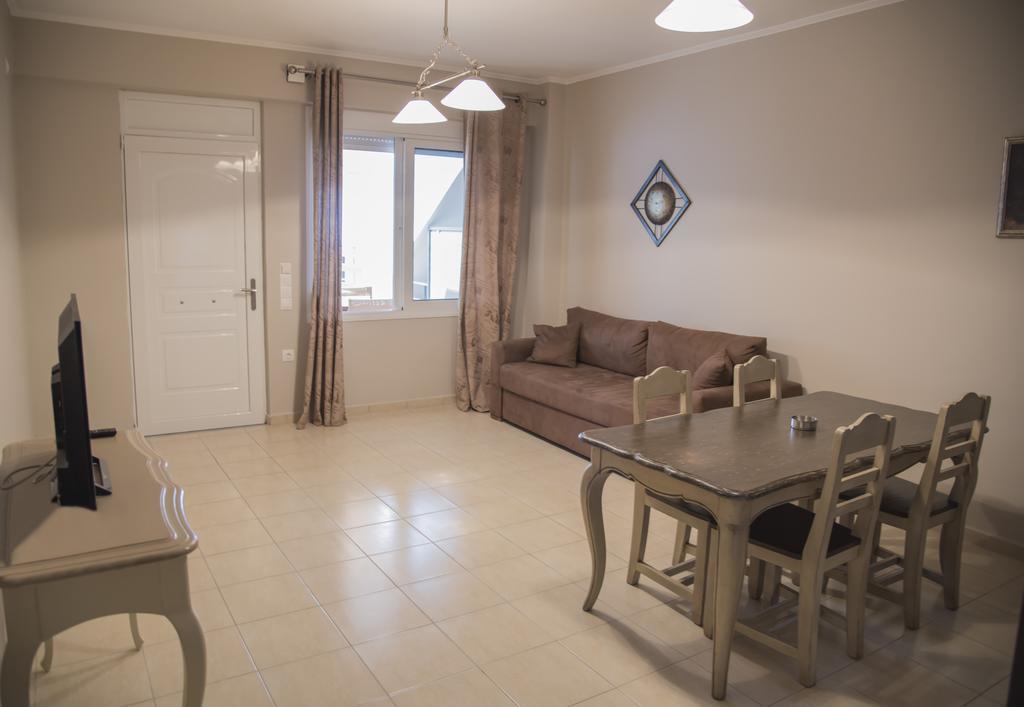 Aperanto House Paralia Loutsas Εξωτερικό φωτογραφία